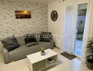 Appartements Charming cosy apart with garden free parking : photos des chambres