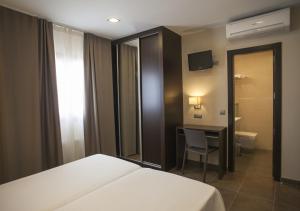 Double or Twin Room room in Hotel Restaurante El Corte
