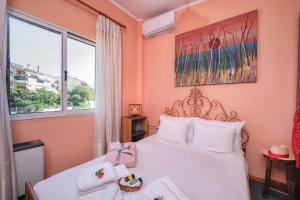 Spirelas House Private Parking 15min from town