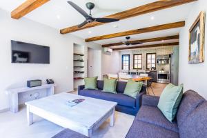 Plaza Carlota 4 At Las Catalinas-1 Br Sofa Bed