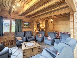 Grand chalet confortable à Demi-Quartier, 13 couchages - FR-1-560-36