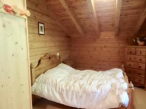 Chalets Chalet Demi-Quartier, 7 pieces, 14 personnes - FR-1-560-36 : photos des chambres