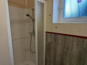 Maisons de vacances Gite Vouthon, 3 pieces, 4 personnes - FR-1-653-6 : photos des chambres