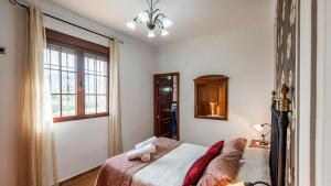 La Villa del Lago Iznájar by Ruralidays