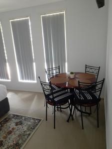 BLK Stays Guest House Deluxe Units Morayfield