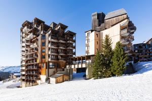 Central modern Duplex for 6 by Avoriaz Chalets