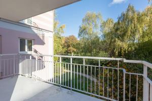 Appartements La Nuit en Rose - 3 chambres - Balcon : photos des chambres