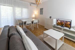 Apartmani ORION - Sunce