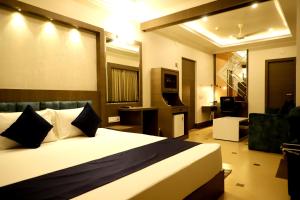 Hotel Avenue Plaza, Serampore - N S Avenue