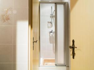 Hotels Restaurant A l'Aigle : photos des chambres