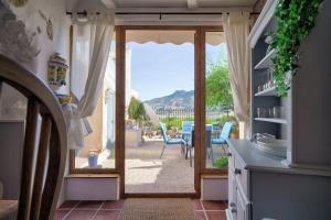 Casa rural con jacuzzi y chimenea en paraje único - La Casa del Pino