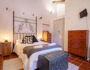 Casa rural con jacuzzi y chimenea en paraje único - La Casa del Pino