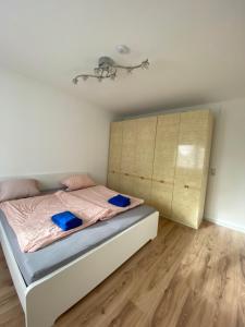 One-Bedroom Apartment room in Heidelberg Apartments