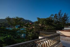 SaffronStays Uno Crest, Lonavala - 4 BDR Artistically Decorated Villa Near Bhushi Dam