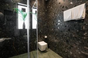 SaffronStays Uno Crest, Lonavala - 4 BDR Artistically Decorated Villa Near Bhushi Dam