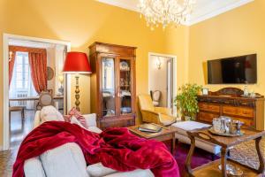 Villa De' Maestri - Historic Centre - Prestigious Attic with a Brand New Elevator!