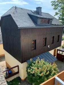 Ferienhaus "Kleines Domizil" Altenberg - direkt im Zentrum von Altenberg gegenüber vom Skilift - Geising