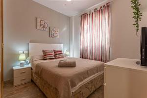 797 Holiday Rentals- Duplex para 7 en la carihuela a 1 min de la playa