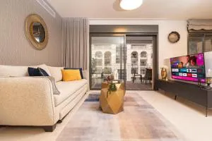 Central and Luxury New 2BR&2Bth - Private Parking - Bet HaKerem