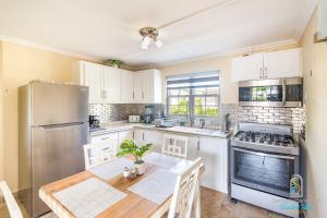 Dover Court Apartments - Steps to St Lawrence Gap