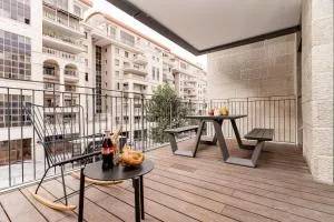 Designed 2BR with 2 bathroom, Terrace and Parking - An Nabī Şamūʼīl