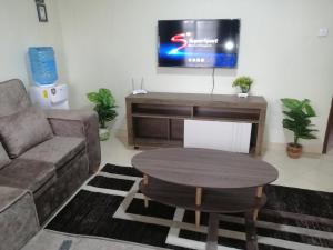 Nash Issah Studio10 - 1bedroom