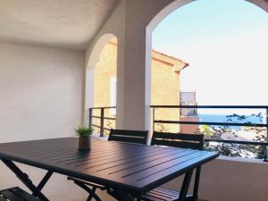 Appartements MONTICELLO - L'ILE-ROUSSE APPARTEMENT BORD DE MER 3 Pieces 4 Personnes : photos des chambres