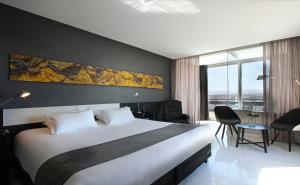 Pinares Panorama Suites, Spa & Convention Center