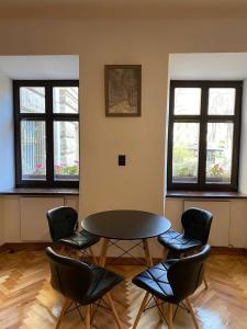 Багатомісні Апартаменти на Арсенальній