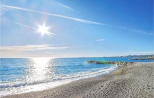 Maisons de vacances 1 Bedroom Nice Home In La Gaude : photos des chambres