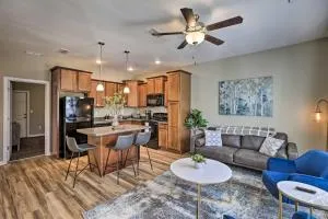 Ideally Located and Elegant Condo with Balcony! - Мидуэй