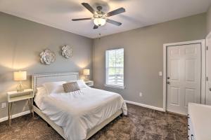 Airy Tallahassee Condo about 5 Mi to Downtown!