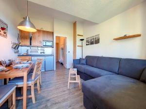 Studio rénové, pied des pistes, balcon, 4 pers - FR-1-344-832