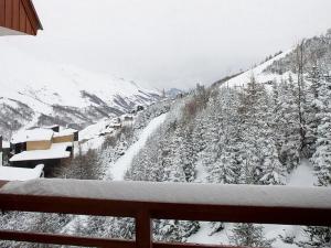 Studio rénové, pied des pistes, balcon, 4 pers - FR-1-344-832