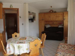 Appartements Appartement Chatel, 2 pieces, 5 personnes - FR-1-200-300 : photos des chambres