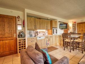 Appartement de 60 m² pour 6 personnes, pied des pistes - FR-1-642-71