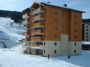 Appartement 6 personnes avec balcon proche jardin denfants - FR-1-642-62