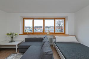 Archcathedral studio apartment by Polo Apartments