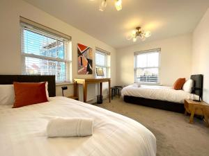 Lovely 4 doubled bedroomed townhouse in Bicester near to Bicester Village