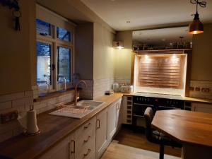 Top Hill Farm Cottage