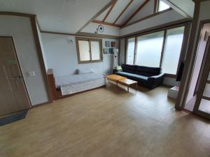 Gyeongpodae Darakbang