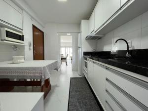 PA01- 3 Quartos| 30m Mar| Centro| Garagem