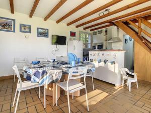 Maison de pêcheur avec jardin clos, animaux acceptés, parking privé - FR-1-542-40
