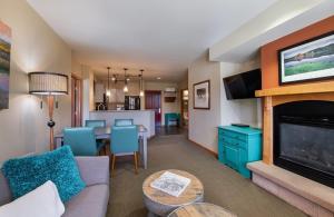 Zephyr Mountain Lodge Select-Rated 2510