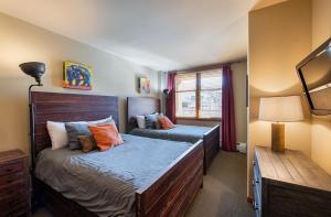 Zephyr Mountain Lodge Select-Rated 2510