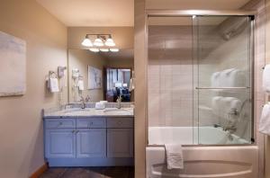 Zephyr Mountain Lodge Select-Rated 2510