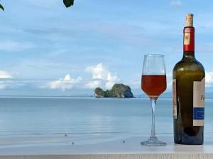 Nangkam Boutique Donsak