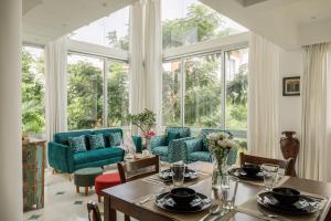 El Tesoro 2BHK Elegant Apartments in Siolim with Pool- 10 mins Drive to Assagao