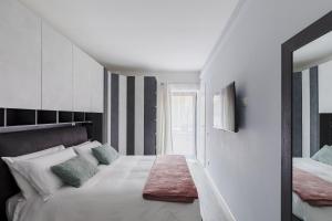 La Suite al Vaticano 2