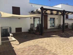 Appartamenti a 50 mt dal mare a Posto Rosso